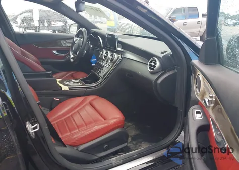 2018 Mercedes-Benz C 300 z USA, uszkodzony, nr VIN WDDWF4JB7JR405162